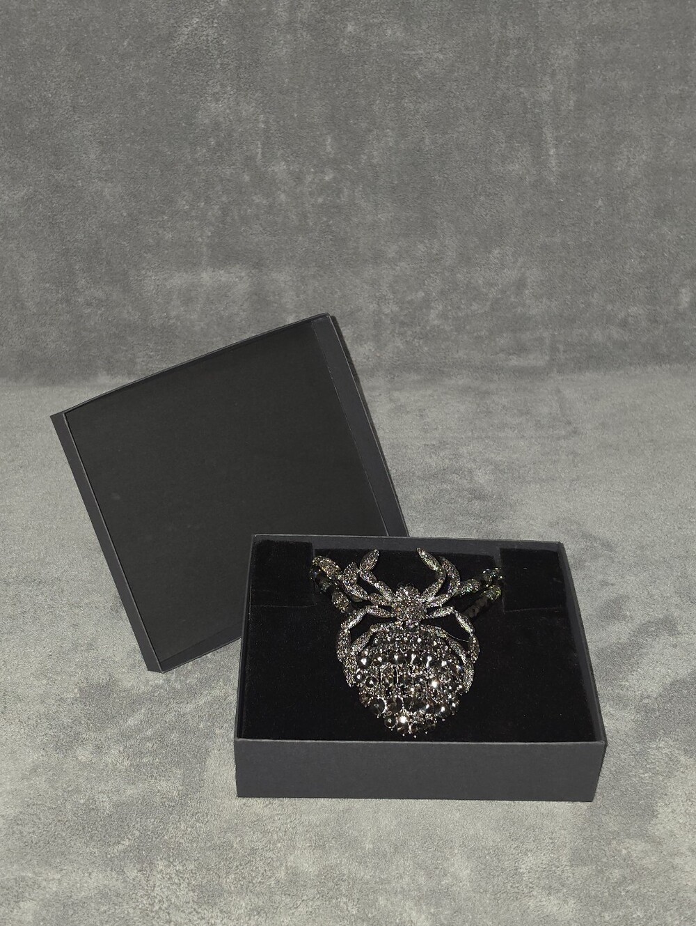 Eye Candy Purple & Black Crystal Spider Statement Necklace - NWT & Gift Box